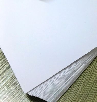 Distanza di spessore 0,12-0,76 mm PVC Core Sheet Offset Printing Silk-Screen Printing Per l'industria delle carte di plastica
