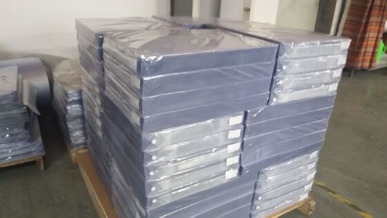 Film di rivestimento trasparente in PVC con spessore di 0,04-1,0 mm e forte livello di adesione per la laminazione di schede di plastica