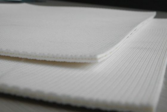 Cuscinetto di gomma del cuscino del silicio bianco Heatproof con alta efficienza di produzione