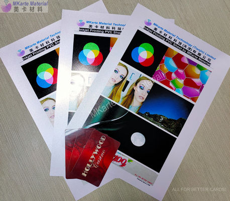 Il PVC stampabile del getto di inchiostro di plastica su ordinazione riveste adatto ad intera stampante a getto di inchiostro di serie