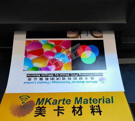 Strato dorato del PVC di dimensione su misura A3 A4 con la bella superficie di colore dell'oro