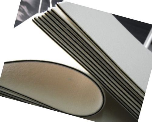 Materiale di lana del cuscino del feltro del cuscinetto laminato bianco di A4 3mm per la laminazione della carta di RFID