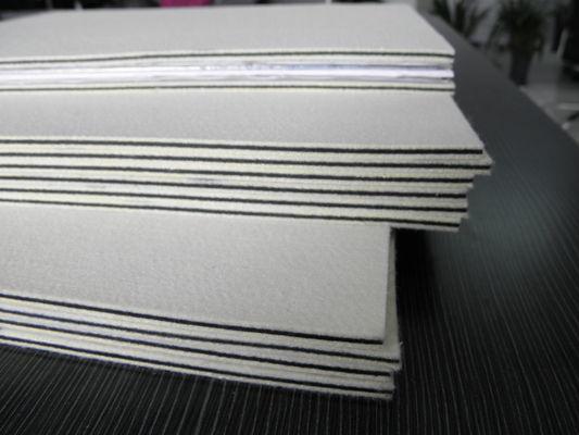Cuscinetto laminato di lana nero del cuscino della pressa a caldo del cuscinetto per il laminatore della stampa della carta del PVC