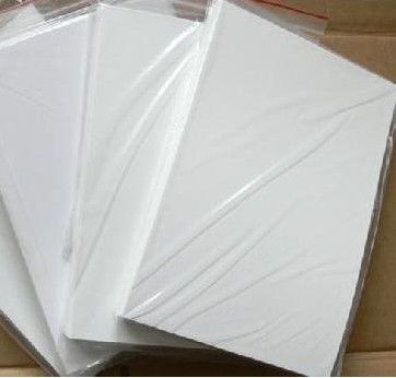 L'intarsio antinvecchiamento di plastica ha usato lo strato della base del centro del PC per lo strato dell'INTARSIO della carta