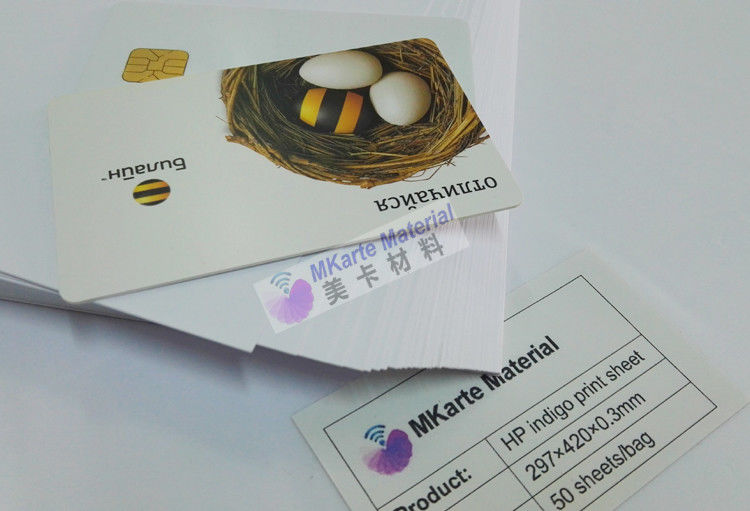 A4 A3 Dimensione 0,15-0,4 mm Carta di stampa in PVC a colori bianchi per schede intelligenti
