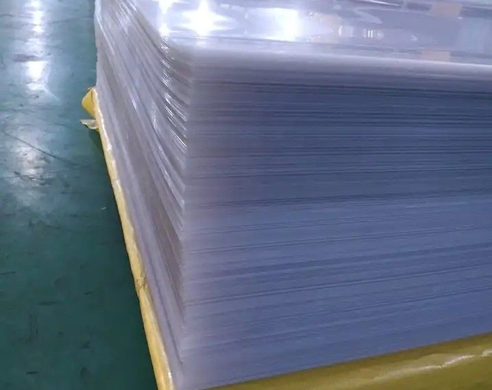 0.04-0.1 mm Spessore A3 o sovrapposizione rivestita in PVC su misura MCO-W Alto punto di resistenza e resistenza alla trazione